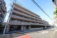 その他:小学校は徒歩圏内にありますので、お子様を安心して学校に見送ることができそうですね。