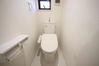 トイレ:トイレ