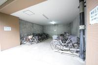 浴室:駐輪場