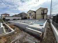 その他:子育て環境にはぴったりな落ち着いた雰囲気の閑静な住宅地です。
四季を感じる緑豊かな環境！