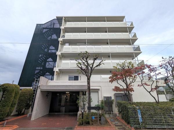 外観:京王線「京王八王子」駅徒歩12分