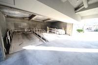 リビング:駐車場