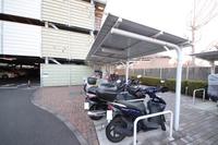 その他:バイク置き場