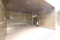 その他:開放的なエントランス車をつけることが出来、とても便利です。